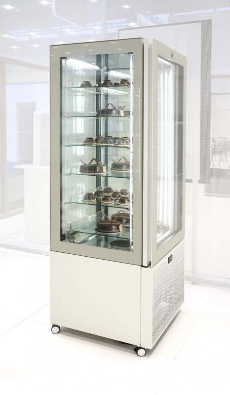 Chladiaca vitrína na zmrzlinu a zákusky, línia PIVOT - IFI