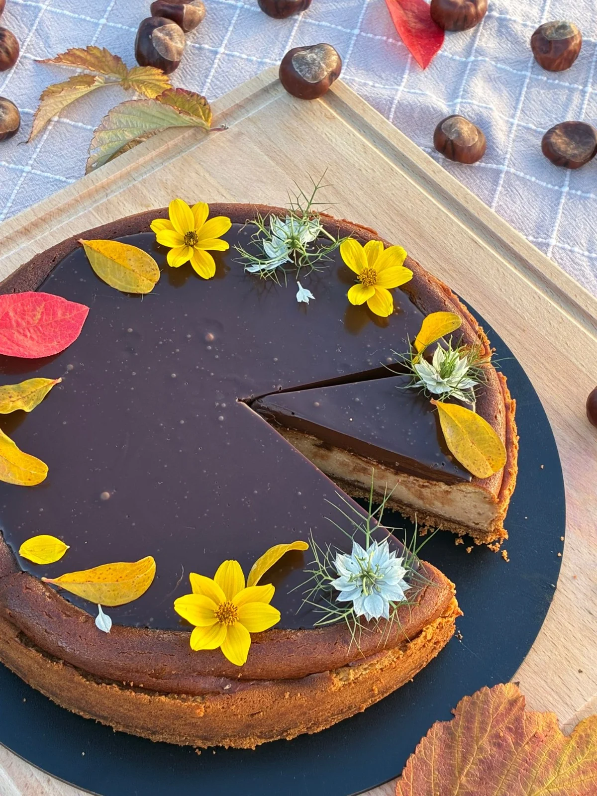 gaštanový cheesecake s Baileys ganache