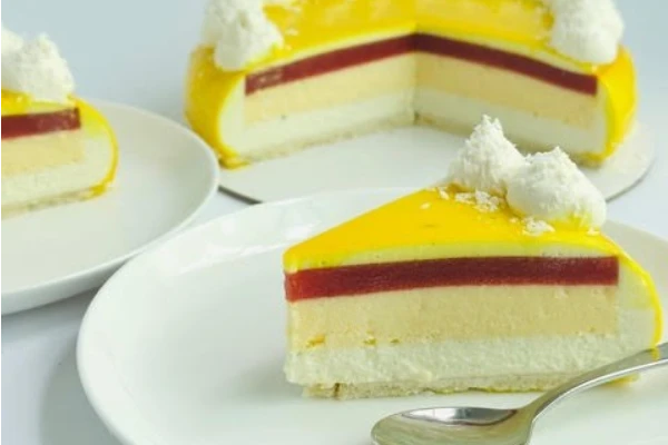 Limetkovo-jahodový mousse